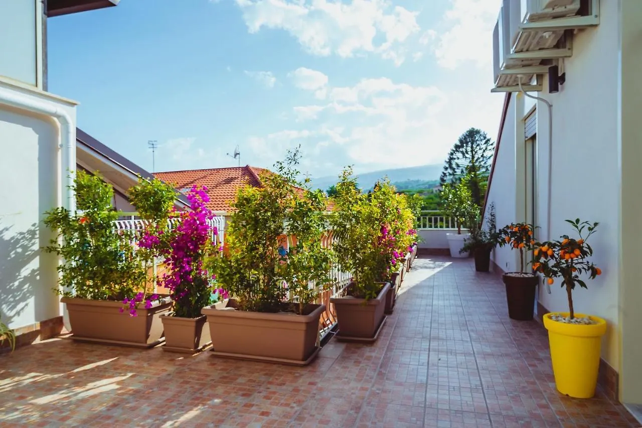 Masciara Home - Apartment & Suite Fra Taormina, Catania Ed Etna Fiumefreddo di Sicilia Italy